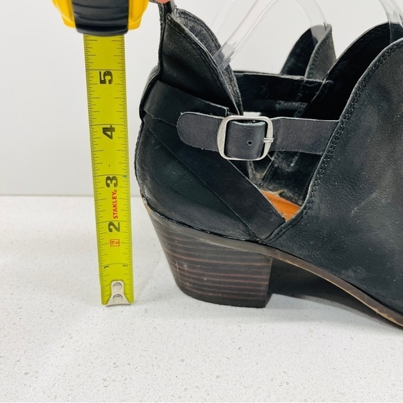 Lucky Brand Banu Cutout Booties  Leather Black Peep Toe Block Stacked Heel Sz 10 - Picture 9 of 16